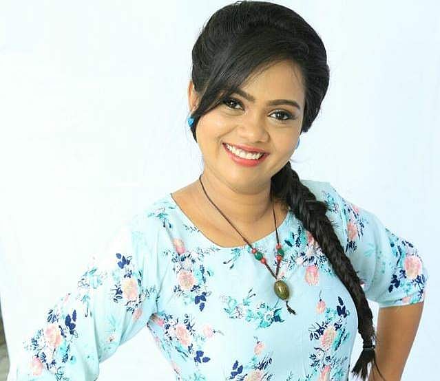 ஏ.சி.க்கள் வாங்கி பண மோசடி: சின்னத்திரைத் தொகுப்பாளினி கைது!