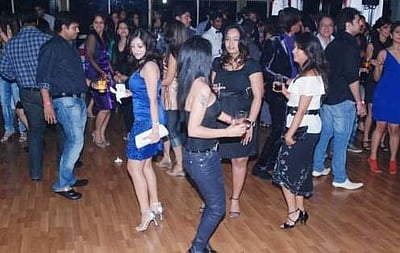 கடந்த 4 ஆண்டுகளில் சீறிப் பாய்ந்த பப் கலாச்சார எழுச்சி! மீள முடியாமல் தவிக்கும் பெங்களூரு டெக்கிகள்!