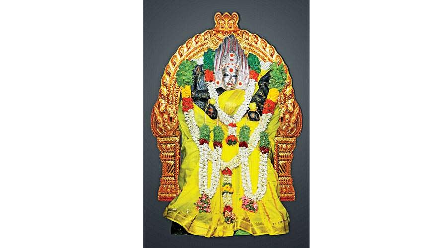 ஒரு வரம் கேட்டால் பல வரம் தருவாள்!