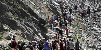 மோசமான வானிலை காரணமாக 500-க்கும் மேற்பட்ட இந்தியர்கள் மானசரோவரில் சிக்கித் தவிப்பு 