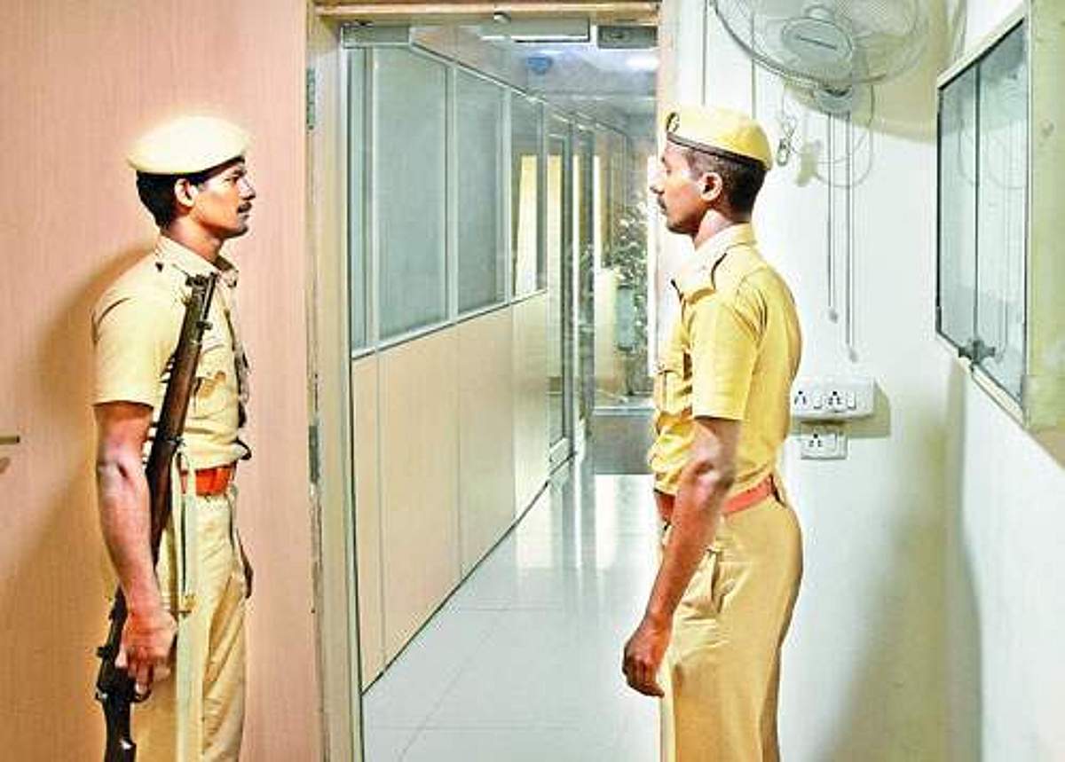 சத்துணவுப் பொருள் நிறுவன சோதனையில் புதிய தகவல்.. சோதனையை நீட்டிக்கும் அதிகாரிகள்