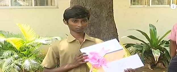 திருடனை மடக்கிப் பிடித்த சிறுவனுக்கு ஏ.சி மெக்கானிக் வேலை! தேவை வேலையா? படிப்பா?!