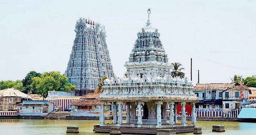 மும்மூர்த்திகள் அருள்புரியும் சுசீந்திரம் கோயில்!