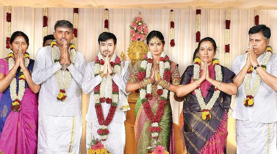 இதோ ஒரு பசுமைத் திருமணம்...!