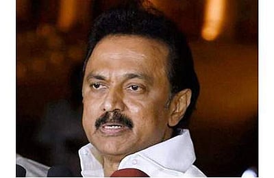 பாலியல் புகாருக்கு உள்ளான காவல் அதிகாரியை மாற்ற வேண்டும்: மு.க.ஸ்டாலின்