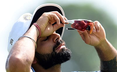 தொடர் தோல்விகள்: ரசிகர்களிடம் விராட் கோலி உருக்கமான கோரிக்கை!