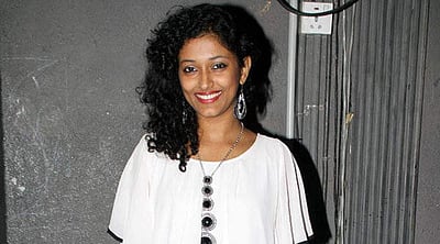 செத்துப் போன மனசு - பாடல் வீடியோ