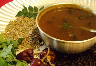 மழை காலத்துக்கேற்ற மிளகு சூப்!