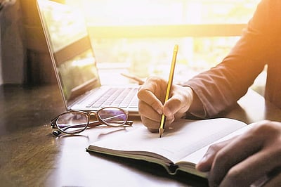 தகவல் தொழில்நுட்பத் துறை பிப்ரவரியில் மேற்கொண்ட ஆள்குறைப்பு இவ்வளவா?