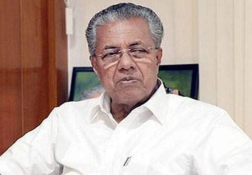 சபரிமலையில் பெண்கள் வழிபட 2 நாட்கள் ஒதுக்குவது குறித்து நீதிமன்றமே முடிவு செய்யும்: பினராயி விஜயன்