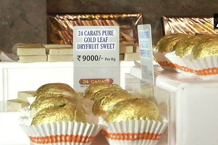 ஒரு கிலோ இனிப்புகளின் விலை ரூ 9000: எங்கு? ஏன் தெரியுமா?   