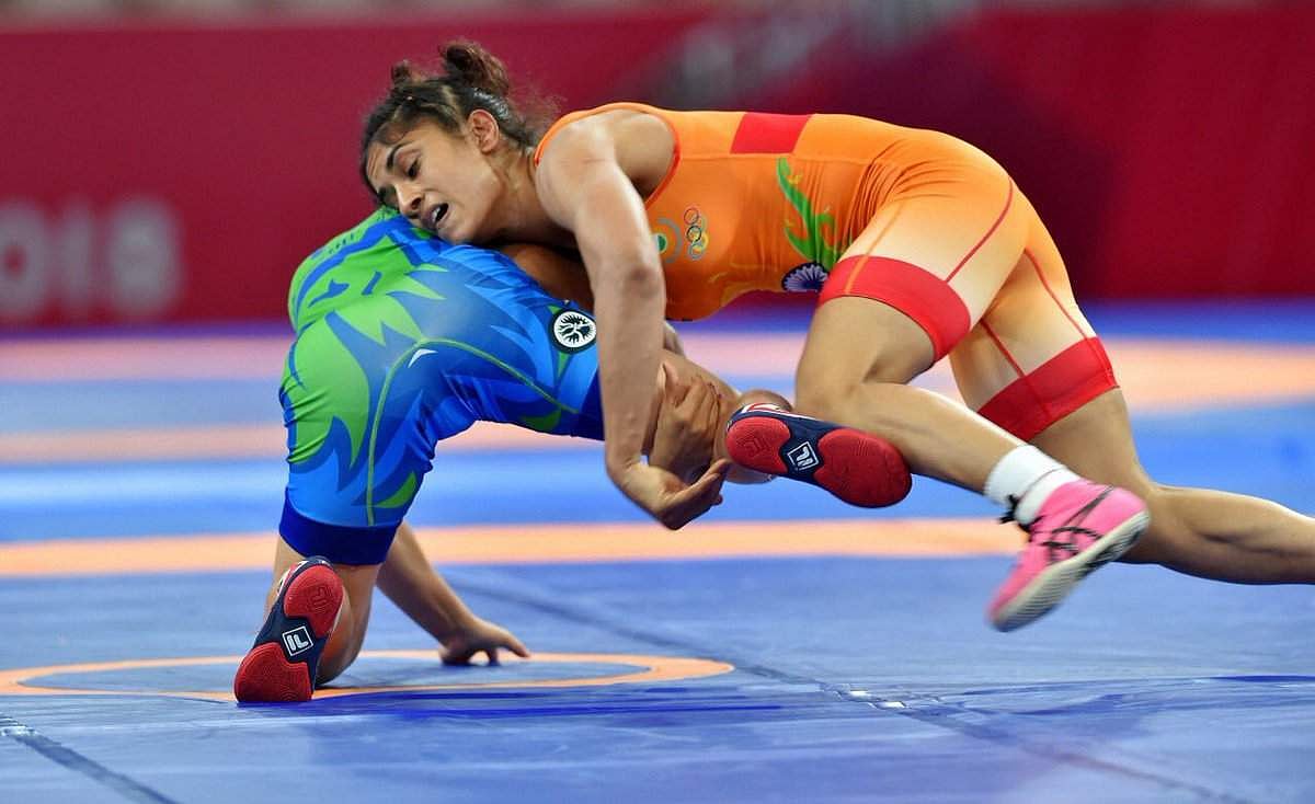 ஆசிய விளையாட்டுப் போட்டி: மல்யுத்தப் போட்டியில் தங்கம் வென்றார் வினேஷ் போகத்