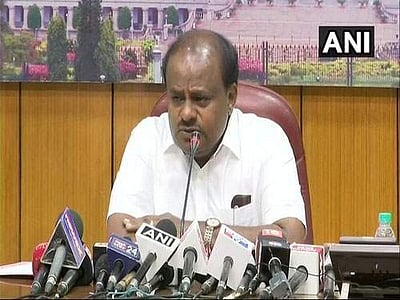 குடகுக்கு ரூ.100 கோடி நிவாரண நிதி ஒதுக்க வேண்டும்: முதல்வர் குமாரசாமி கோரிக்கை