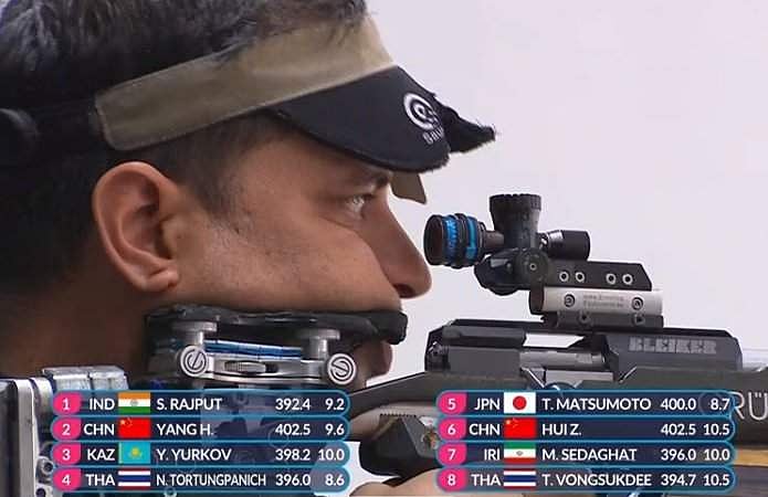 துப்பாக்கிச் சுடுதல் போட்டியில் பதக்கங்களை அள்ளிக் குவிக்கும் வீரர்கள்: வெள்ளி வென்றார் சஞ்சீவ் ராஜ்புத்