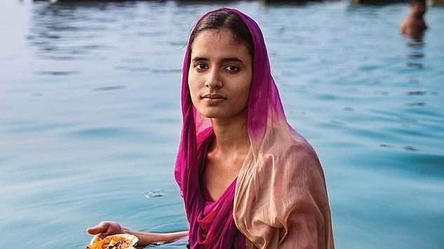 கவர்ச்சி மட்டுமே அழகல்ல! புகைப்பட நிபுணர் மிஹேலா நோராக் பேட்டி! (படங்கள்)