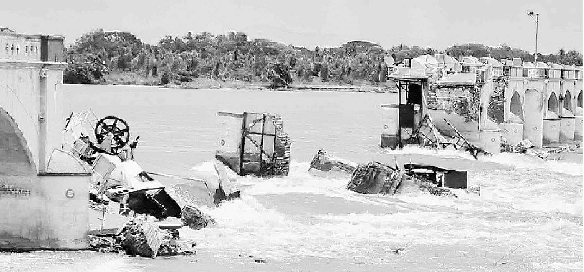 முக்கொம்பு மேலணை பாலம் உடைந்தது: 110 மீட்டருக்கு தற்காலிக தடுப்பு