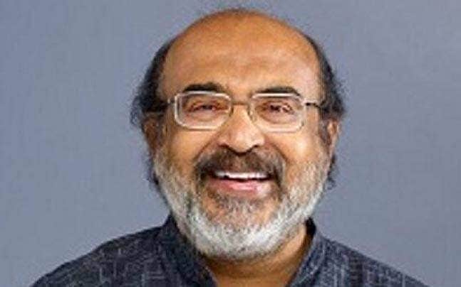 கேரள வெள்ள பாதிப்பு: நிவாரண நிதிக்கு ரூ 100 கோடி திரட்ட அம்மாநில  அரசின் 'அடடே' ஐடியா 