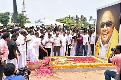 திமுக தலைவர் பொறுப்புக்கான வேட்புமனுவை ஸ்டாலின் தாக்கல் செய்தார்