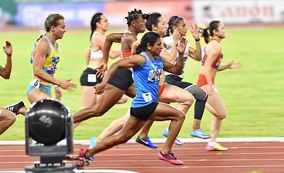 வெள்ளி வென்ற டுட்டி சந்துக்கு ரூ. 1.5 கோடி பரிசுத்தொகை:  ஒடிஷா அரசு அறிவிப்பு!