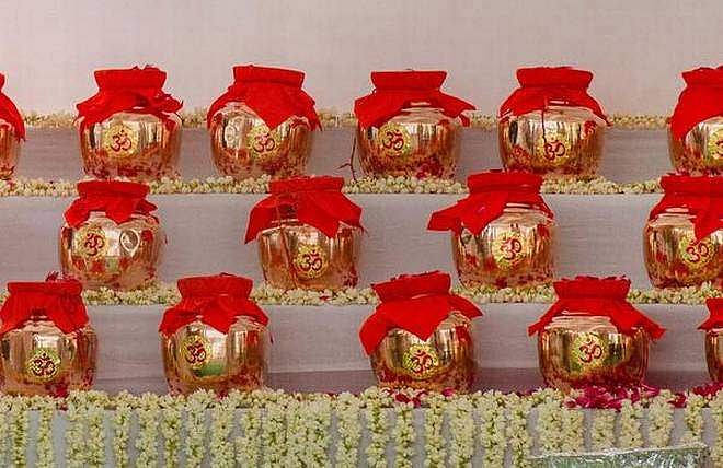 எழுந்த எதிர்ப்புகள்..ரகசியமாகக் கரைக்கப்பட்ட வாஜ்பாயின் அஸ்தி 