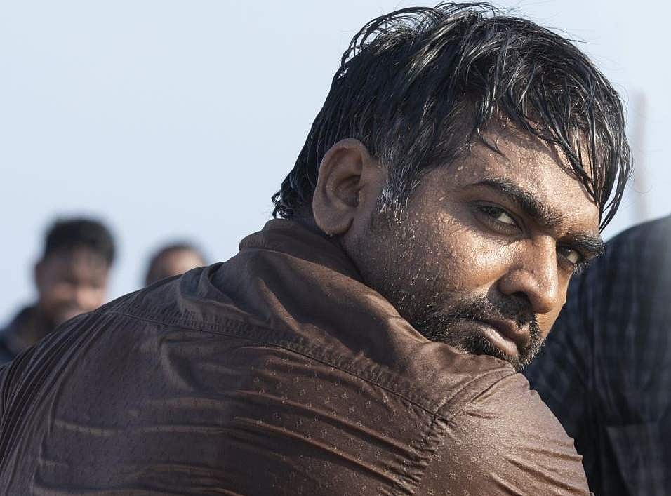 இந்த நடிகர் என்னை விட அதிக உயரத்துக்குச் செல்ல வேண்டும்: விஜய் சேதுபதி விருப்பம்!