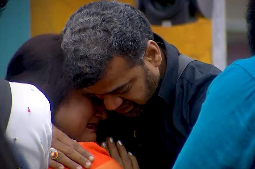 பாலாஜி மீது குப்பை கொட்டிய விவகாரம்: அழுதபடி மன்னிப்புக் கேட்ட ஐஸ்வர்யாவின் தாய்!