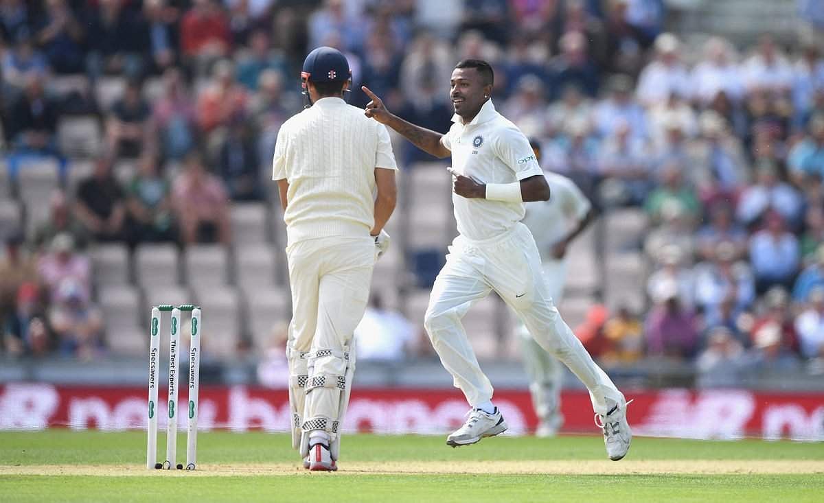 டெஸ்ட்: மதிய உணவு இடைவேளையில் இங்கிலாந்து 57/4