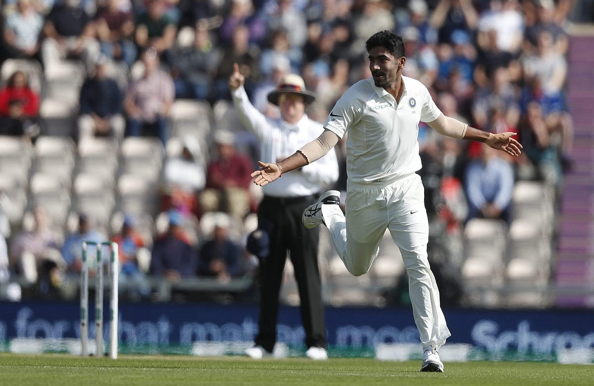 அசத்திய இந்தியப் பந்துவீச்சாளர்கள்: முதல் நாள் ஹைலைட்ஸ்!