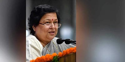 காஷ்மீர் உயர் நீதிமன்றத்தின் முதல் பெண் தலைமை நீதிபதி - கீதா மிட்டல் நியமனம்