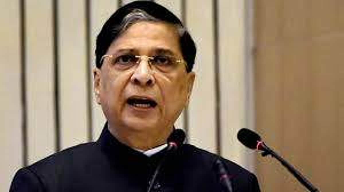 கர்நாடகாவில் ஆச்சரியம்: விவகாரத்துக் கோரிய தம்பதியை சேர்த்து வைத்த தலைமை நீதிபதி தீபக் மிஸ்ரா