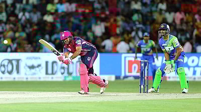 டிஎன்பிஎல் பிளேஆஃப் சுற்றுக்கு உங்கள் ஊர் அணி தகுதி பெற்றுள்ளதா?: முன்னாள் சாம்பியன்கள் வெளியேற்றம்!