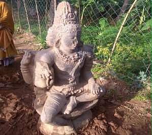 திருவையாறு அருகே பூமிக்கு அடியில் 5 அடி பிரம்மா சிலை கண்டுபிடிப்பு!