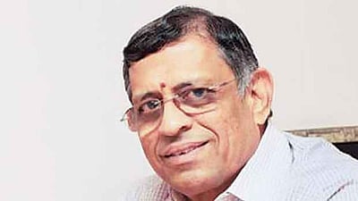 முதல்வர்களுக்கு மட்டுமே மெரினாவில் நினைவிடம், முன்னாள் முதல்வர்களுக்கு கிடையாது: எஸ். குருமூர்த்தி!