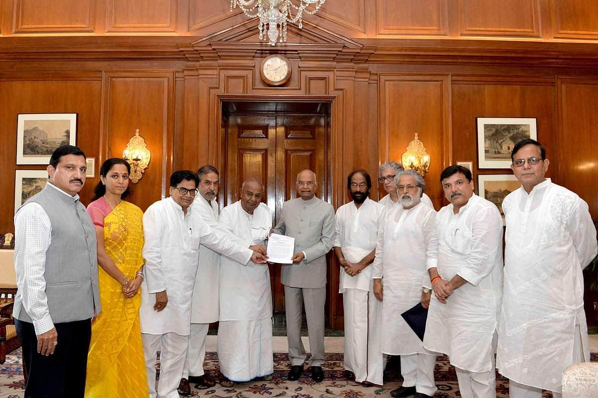 என்ஆர்சி விவகாரம்: குடியரசுத் தலைவருடன் எதிர்க்கட்சிகள் குழு சந்திப்பு