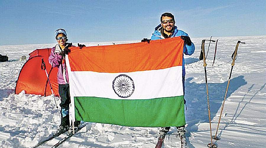 தினமணியின் விநாயகர் சதுர்த்தி நல்வாழ்த்துகள்: இமயமலை ஏறிய தந்தையும், மகளும்!