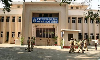 திகார் சிறையில் காவலர் அலுவலகத்தில் சிசிடிவி: தில்லி நீதிமன்றம் உத்தரவு