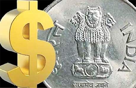 ஓடி ஓடி உழைத்தாலும் ஓட்டைப் பானையில் ஒழுகும் நீரானது ரூபாயின் வீழ்ச்சி!