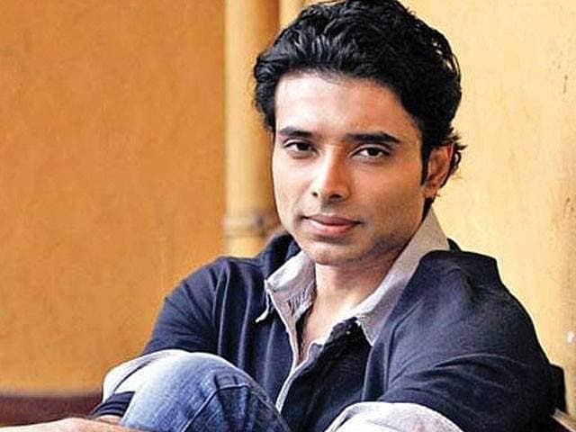 இந்தியாவில் கஞ்சா விற்பனையை சட்டப்பூர்வமாக்க வேண்டும்: பாலிவுட் நடிகர் வேண்டுகோள் 