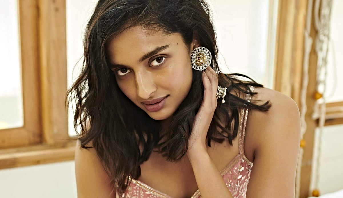 ‘செக்கச் சிவந்த வானம்’ கதாநாயகி டயானா எரப்பாவின் புகைப்படங்கள்!