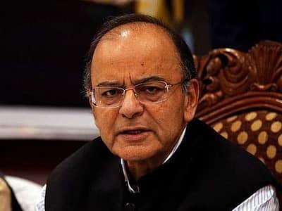 மல்லையா விவகாரத்தில் ஜேட்லியை குற்றம்சாட்டுவது கேலிக்குரியது: சிவசேனா