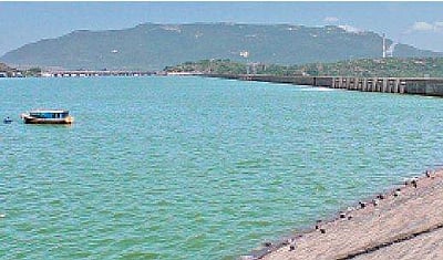 நடப்பாண்டில் 2-வது முறையாக முழு கொள்ளளவை எட்டிய மேட்டூர் அணை !  
