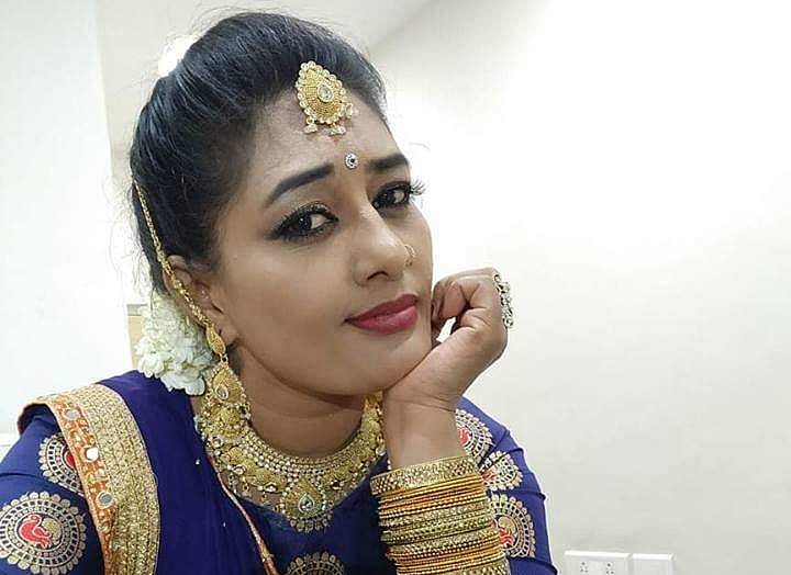 நடிகை நிலானி தற்கொலை முயற்சி: மருத்துவமனையில் அனுமதி!