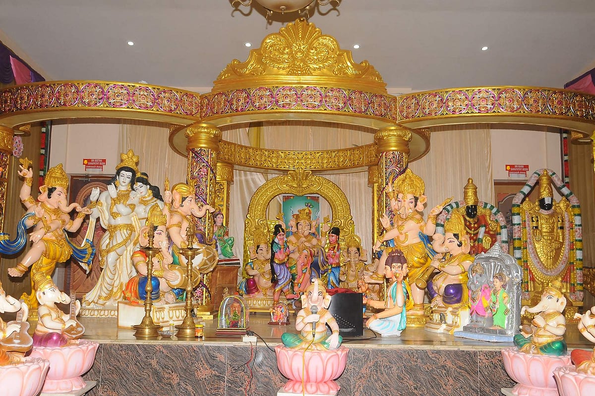 விதவிதமாக விநாயகரைக் காண.. மகா கணபதியின் மெகா கண்காட்சி! 