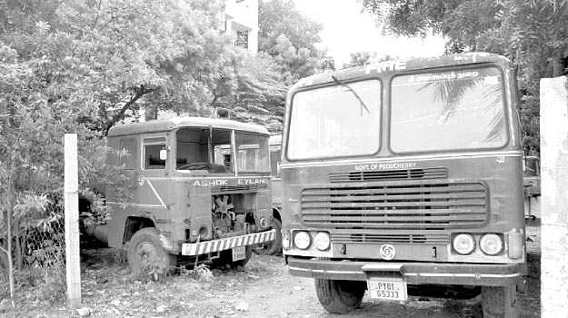 மீட்பு உபகரணங்கள் இன்றி தடுமாறும் புதுவை தீயணைப்புத் துறை!