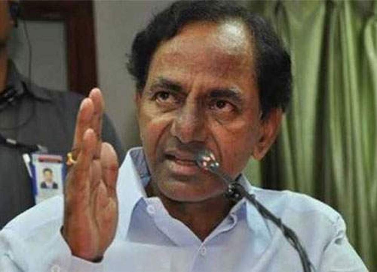 அரசுப் பள்ளிகளை தனியார் மயமாக்கும் திட்டம்: சந்திரசேகர ராவுக்கு ஆசிரியர்கள் கடும் எதிர்ப்பு