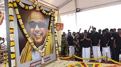 அழகிரியின் அமைதி பேரணி 