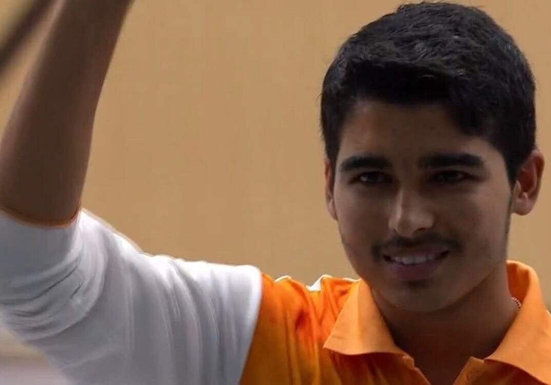 உலக சாம்பியன்ஷிப் போட்டியில் தங்கம் வென்ற 16 வயது செளரப்!