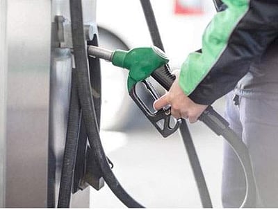 தொடர்ந்து உயர்ந்து வரும் பெட்ரோல், டீசல் விலை... சொல்ல இயலாத துயரத்தில் பொதுமக்கள்! 