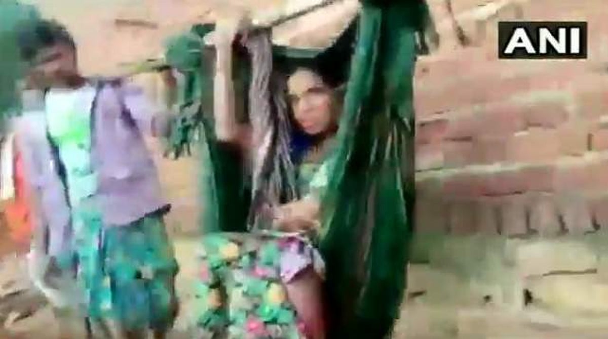 சாலை இல்லாத அவலம்: வழியிலேயே குழந்தை பெற்று வீடு திரும்பிய தாயும் சேயும்