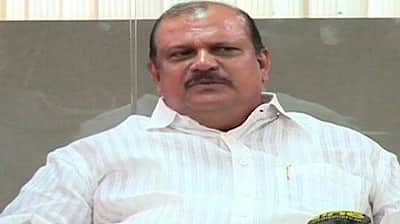 அவர் ஒரு பாலியல் தொழிலாளி: கன்னியாஸ்திரி வன்கொடுமை வழக்கில் கேரள எம்.எல்.ஏவின்  சர்ச்சைப் பேச்சு   